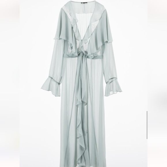BNWT! Zara long lace dressing gown (M-L) - Picture 7 of 9